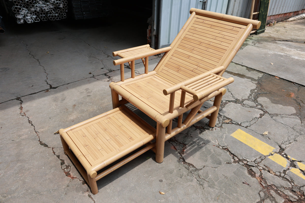 Aluminum Imitation Bamboo Recliner with Footrest